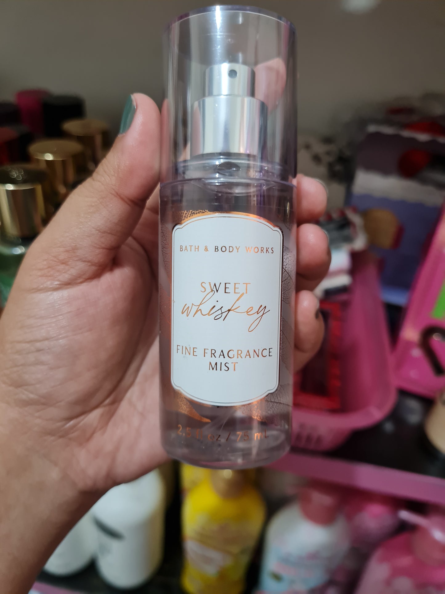 Bath and bodyworks travel size mist