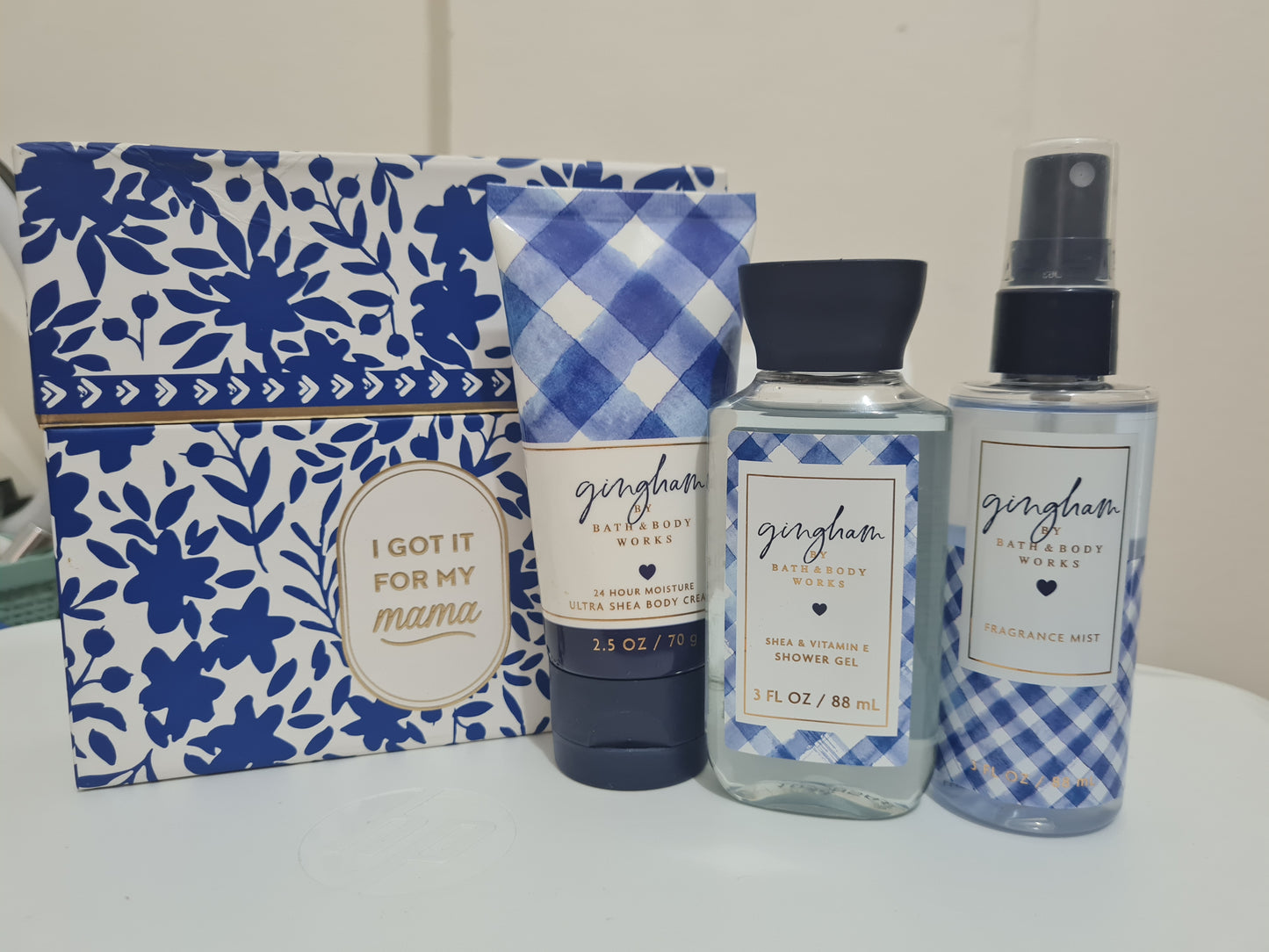 BATH AND BODYWORKS GIFT SETS